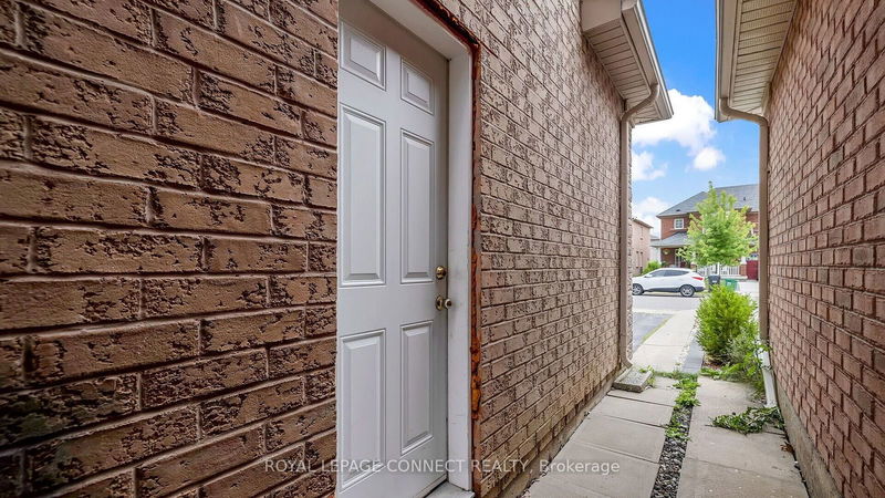 76 Octillo Blvd  Brampton, L6R 2V6 | Image 33