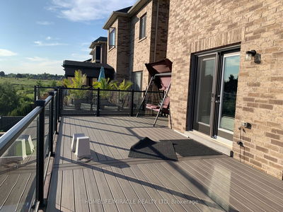 110 BrushWood Dr, Brampton - Bram West image-0-3