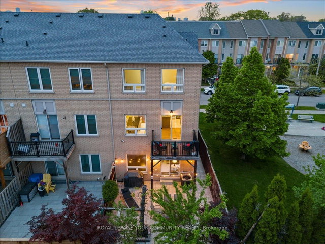 35 Market Garden Mews