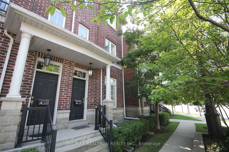 home for lease on 35-97 The Queens Way