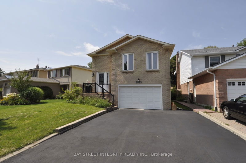 home for lease on 3015 Sandlewood Court
