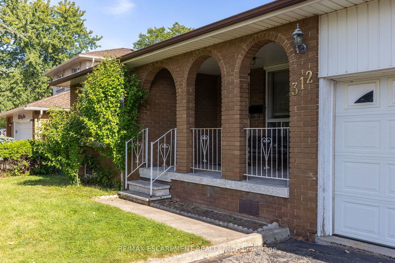 312 Mary St  Oakville, L6K 3P6 | Image 3