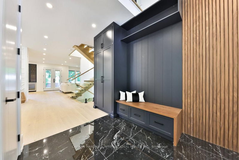 1438 Garnet Ave, Mississauga, L5G 4C6 | Image 3