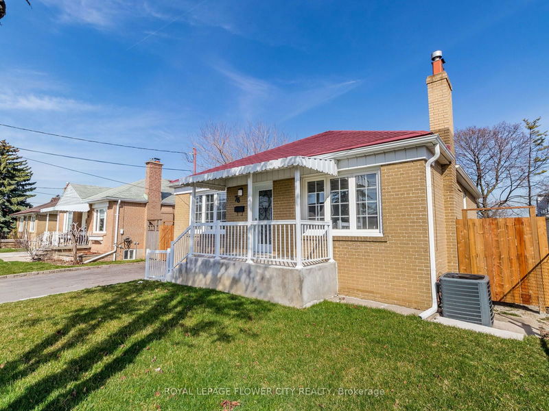 home for sale on 76 Cuffley Crescent N
