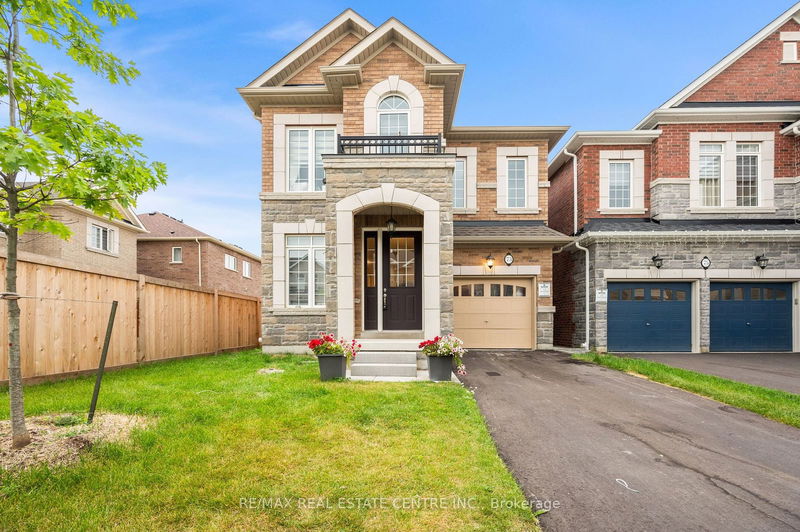 73 Donald Stewart Rd  Brampton, L7A 4S4 | Image 1