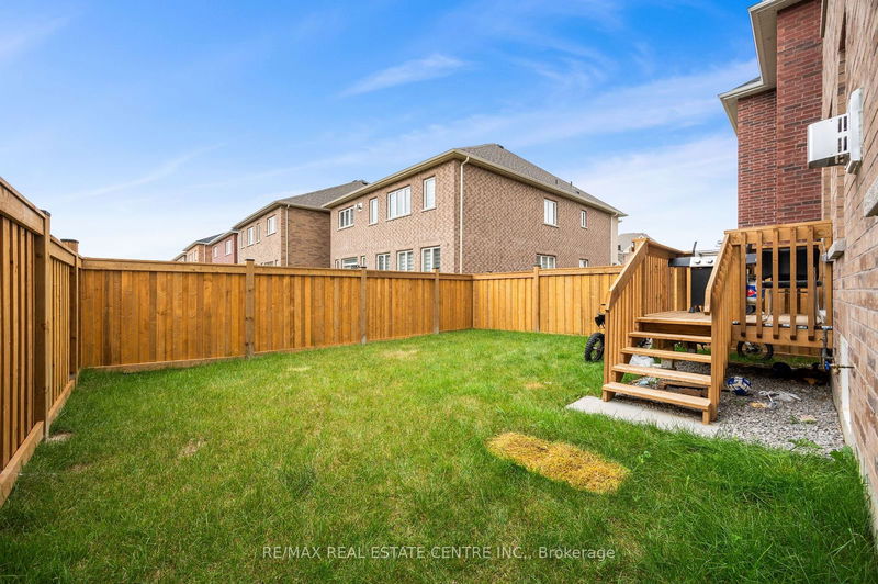 73 Donald Stewart Rd  Brampton, L7A 4S4 | Image 30