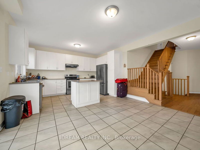 20 Matterhorn Rd  Brampton, L7A 5A4 | Image 11