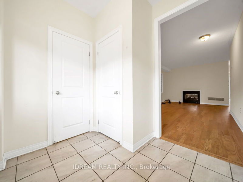 20 Matterhorn Rd  Brampton, L7A 5A4 | Image 6