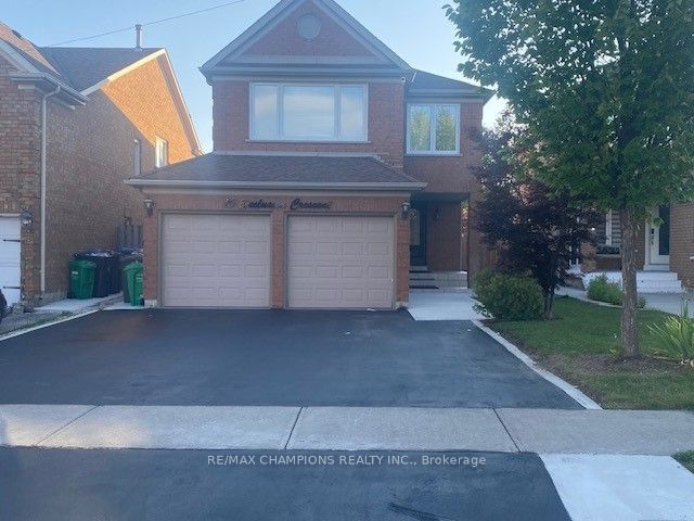 home for lease on 10 seclusion Crescent