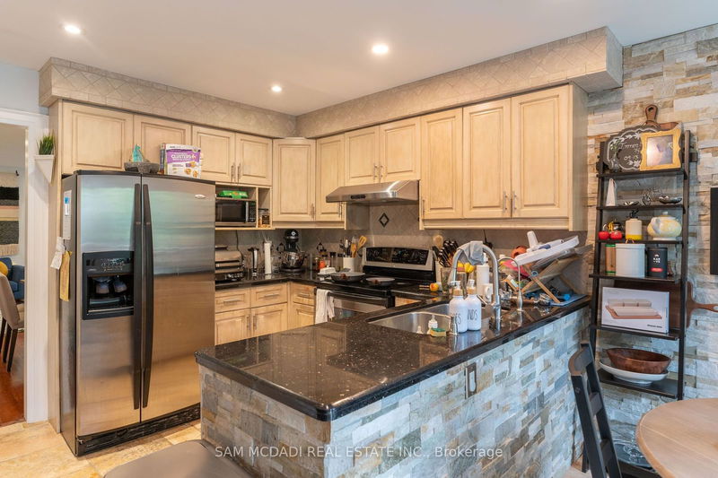 4484 Jenkins Cres  Mississauga, L5R 1T8 | Image 10