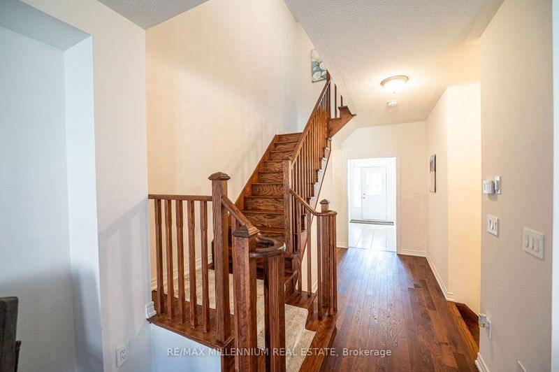 43 donald stewart Rd  Brampton, L7A 5J8 | Image 10