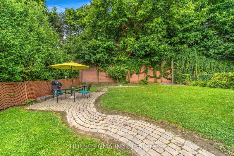 6 Ingleside Dr  Toronto, M3K 1V1 | Image 30