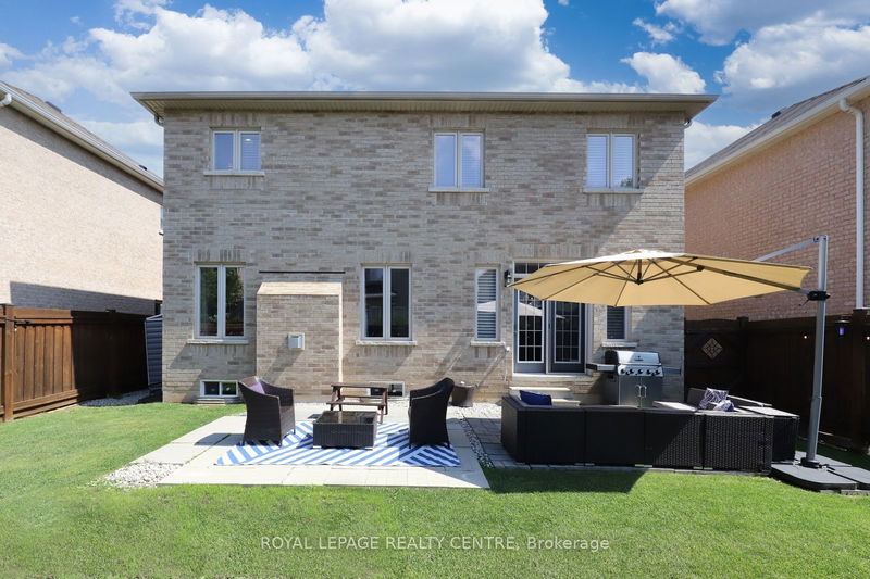 557 Daniel Clarke Way  Oakville, L6M 0N8 | Image 40