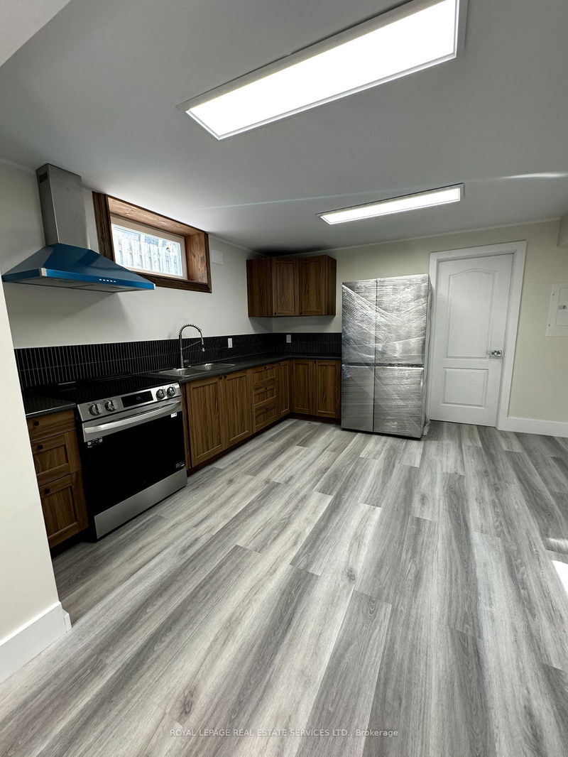 home for lease on 24 Mayall Avenue