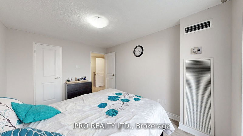  342 - 1395 Williamsport Dr  Mississauga, L4X 2T4 | Image 18