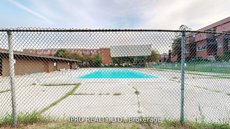  342 - 1395 Williamsport Dr  Mississauga, L4X 2T4 | Image 33