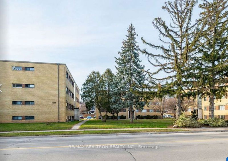 home for lease on 25-799 Robinson Street