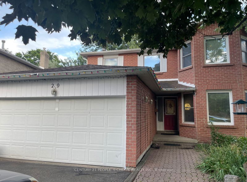 home for lease on 29 Dalzell Avenue