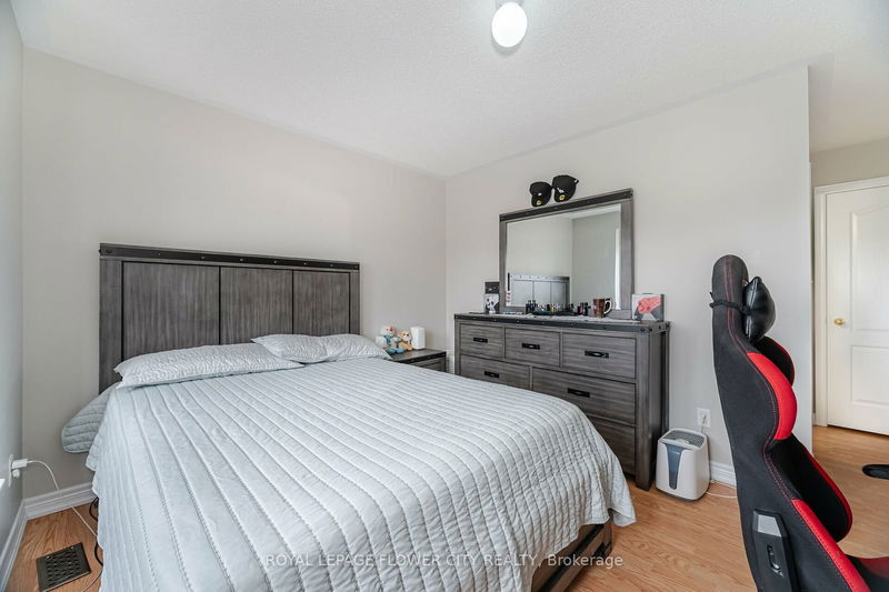 18 Openbay Gdns  Brampton, L6R 0V3 | Image 30