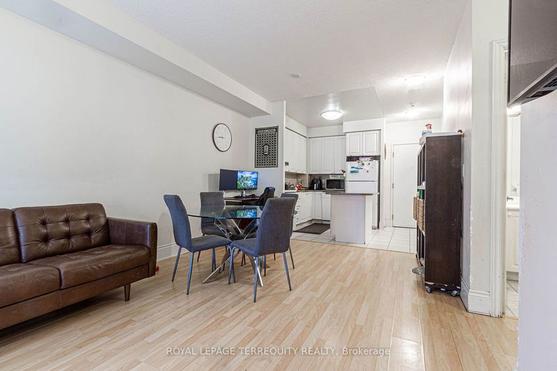  226 - 3888 Duke of York Blvd  Mississauga, L5B 4P5 | Image 14