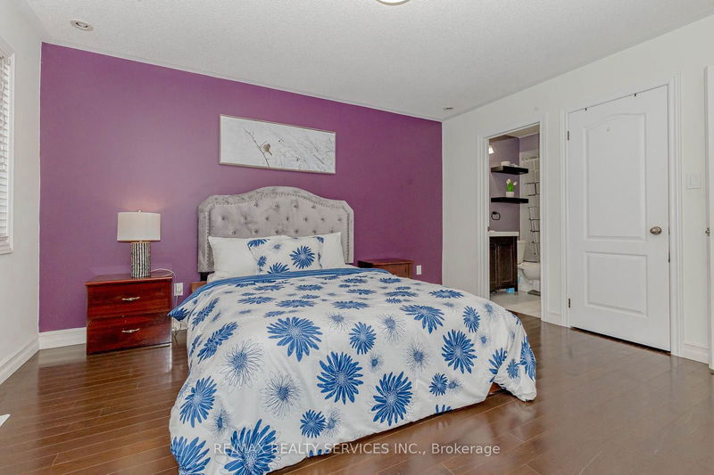 3120 Highbourne Cres  Oakville, L6M 5H2 | Image 24