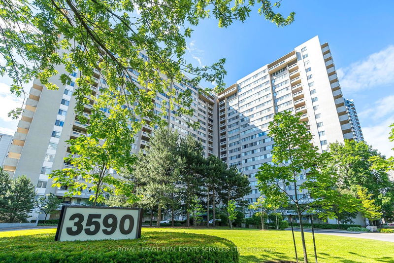 home for sale on 508-3590 Kaneff Crescent