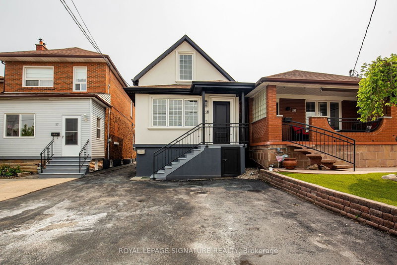 19 Schell Ave, Toronto, M6E 2S7 | Image 2