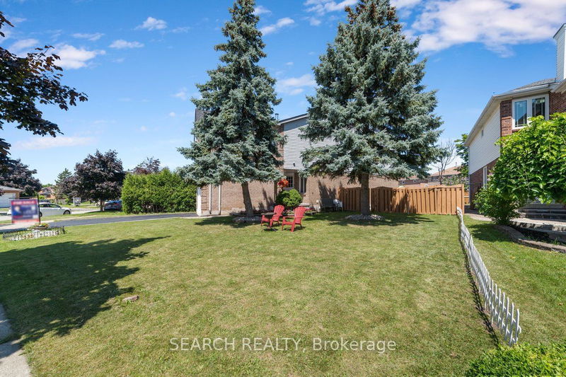 73 Wooliston Cres  Brampton, L6Y 4J4 | Image 4