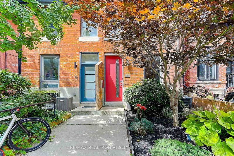 14 Marion St, Toronto, M6R 1E5 | Image 2