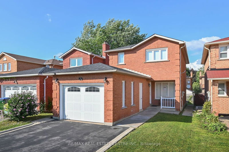 63 Candy Cres  Brampton, L6X 4A1 | Image 3