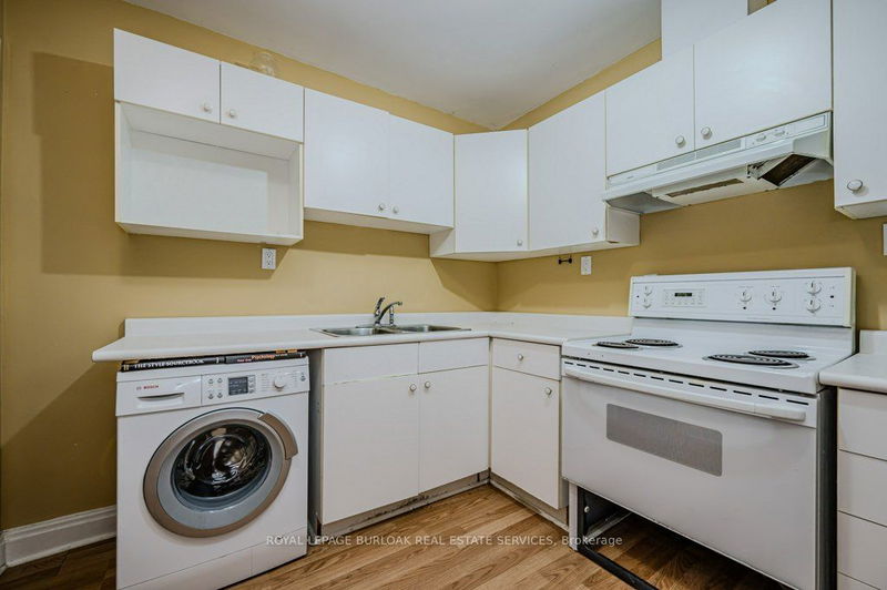 3 Edgehill Rd  Toronto, M9A 4N1 | Image 20