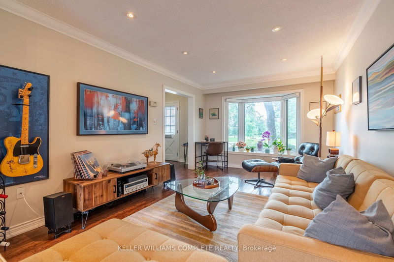 home for sale on 106-5475 Lakeshore Road