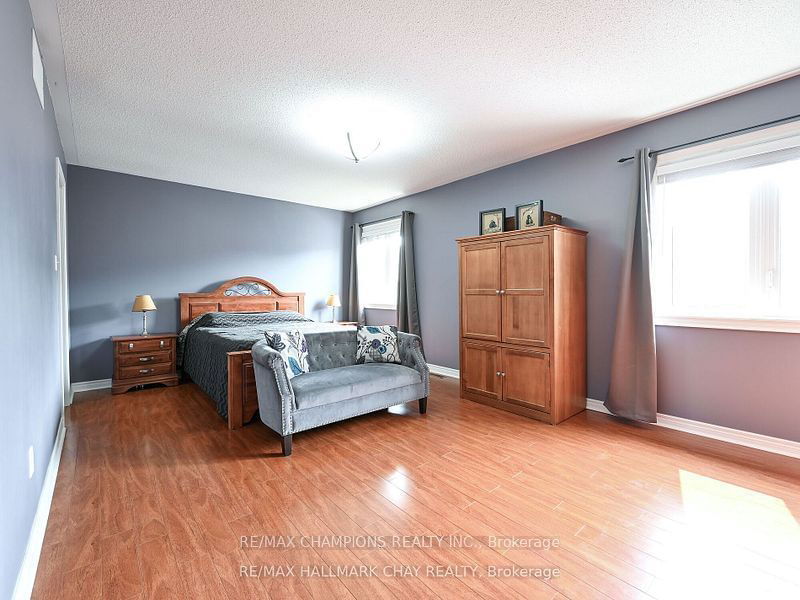 104 Masters Green Cres  Brampton, L7A 3K2 | Image 21