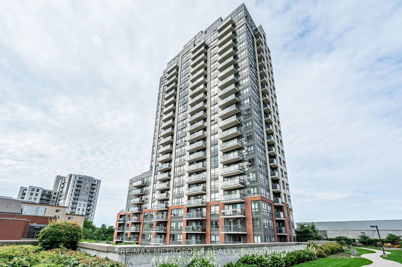 home for lease on 616-1420 Dupont Street