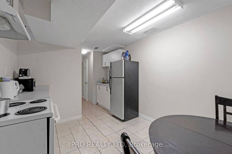 21 Spencer Dr  Brampton, L7A 2A2 | Image 35