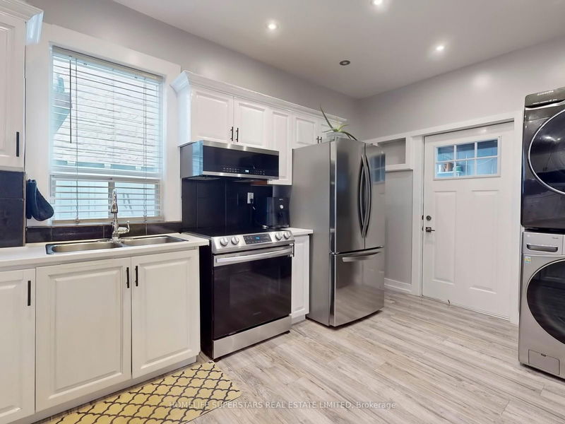 257 Prescott Ave  Toronto, M6N 3G9 | Image 12