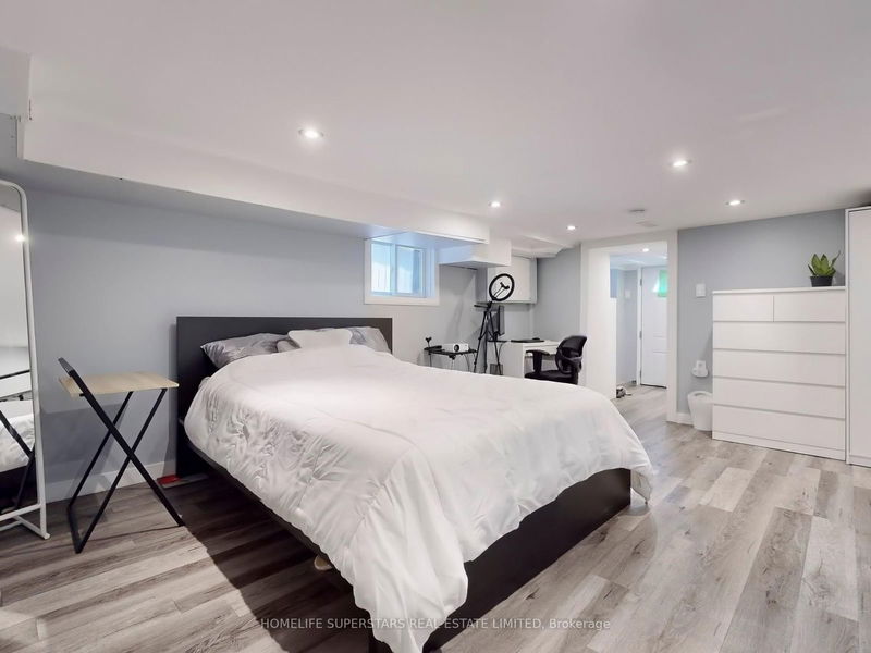 257 Prescott Ave  Toronto, M6N 3G9 | Image 33