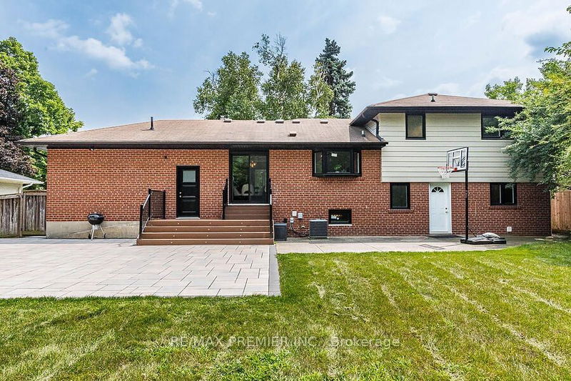 1629 Wembury Rd  Mississauga, L5J 2L8 | Image 31