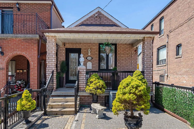 524 Salem Ave N Toronto, M6H 3E1 | Image 1