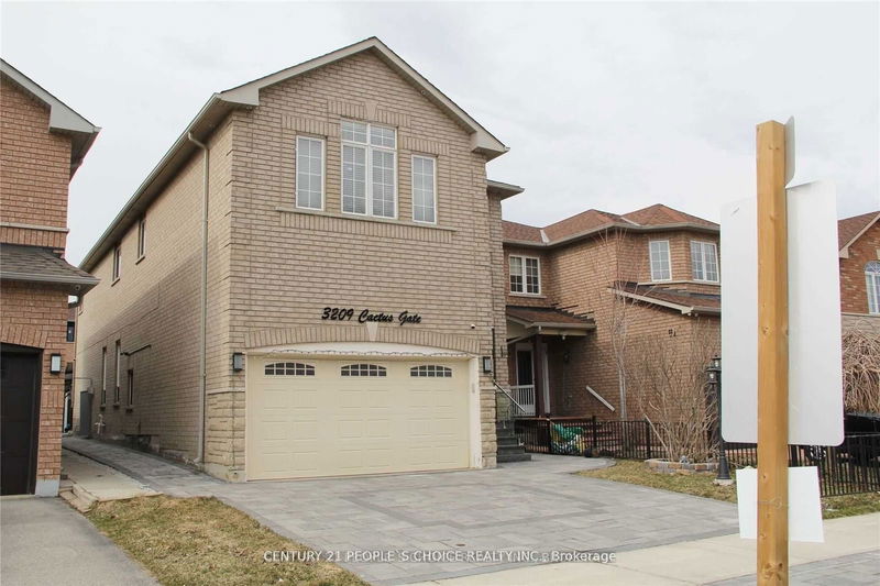 home for lease on 3209 Cactus Gate