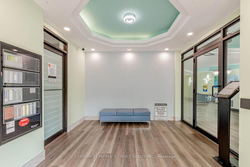 401 - 26 Hanover Rd, Brampton, L6S 4T2 | Image 2