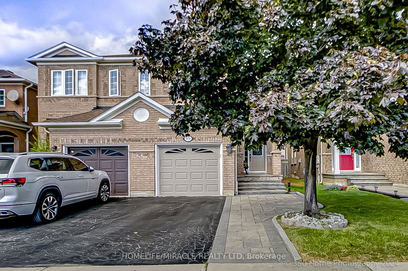 5639 Raleigh St  Mississauga, L5M 7E4 | Image 1