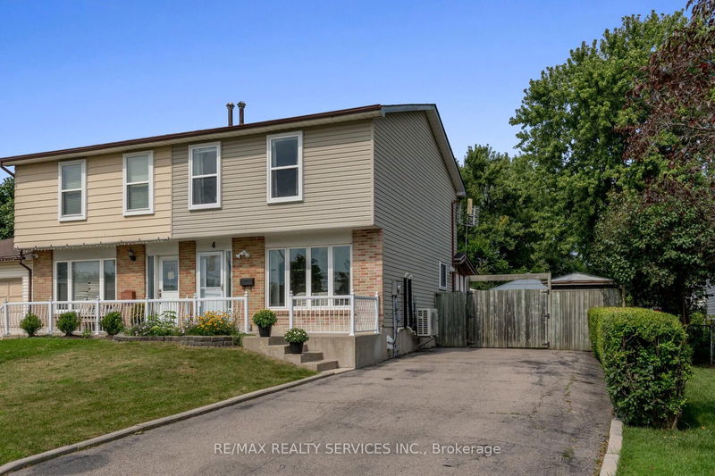 home for sale on 4 Glenridge Road