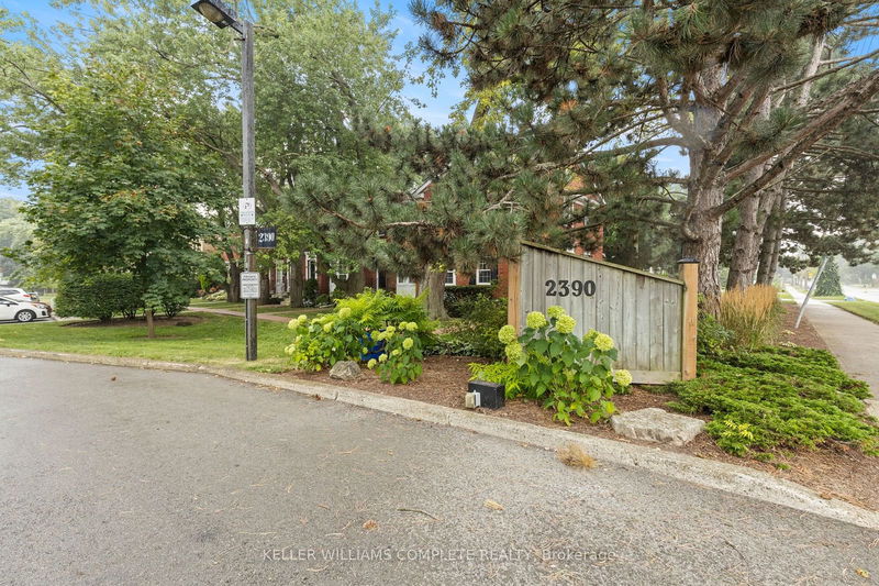 home for lease on 3-2390 Woodward Avenue