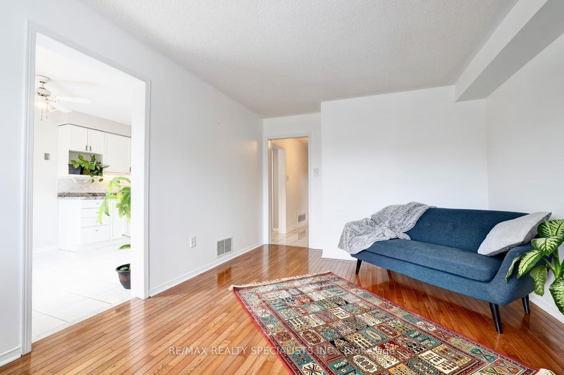 5507 Flatford Rd  Mississauga, L5V 1Y5 | Image 13