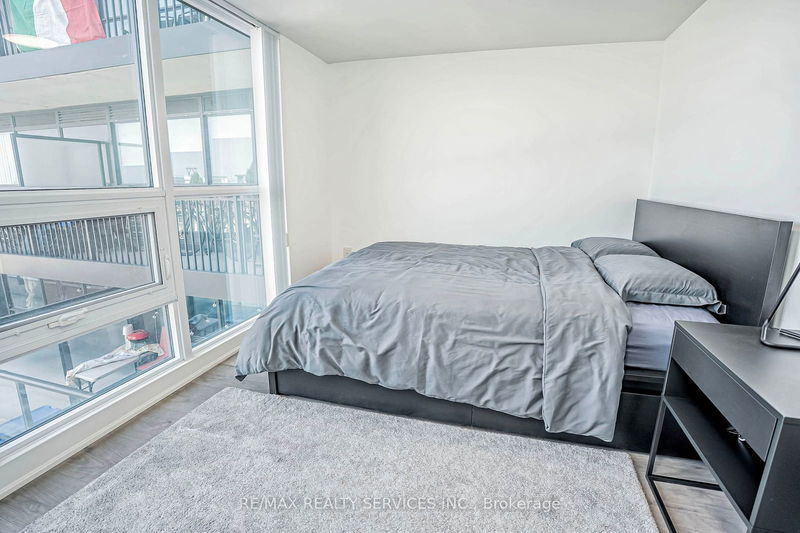  1006 - 3091 Dufferin St  Toronto, M6A 0C4 | Image 15