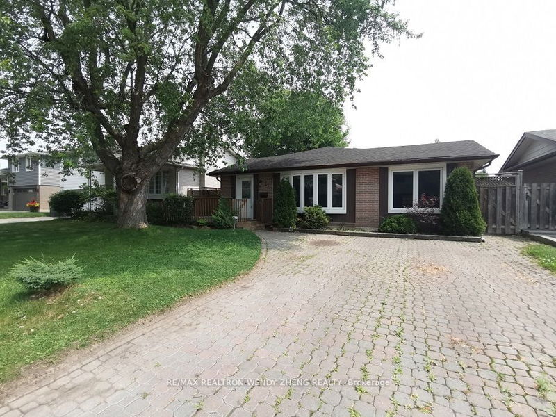 home for lease on 21 Erindale Crescent