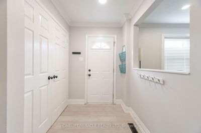 Unit 25 — 2825 Gananoque Dr, Mississauga - Meadowvale image-0-1