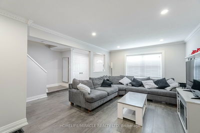 Unit 25 — 2825 Gananoque Dr, Mississauga - Meadowvale image-0-4