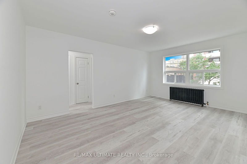 home for lease on 1-1764 Eglinton Avenue